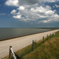 Het Waddenzeegebied heeft een grote ecologische waarde en sinds 26 juni 2009 op de lijst van UNESCO Werelderfgoed. En vanuit de vakantiewoningen bent u in enkele minuten bij dit prachtige gebied. De "Waddenzee" Wad anders!!